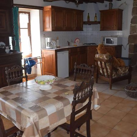 Putanges La Foret Auvray - Maison De Campagne מראה חיצוני תמונה